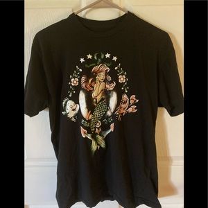 Tee shirt